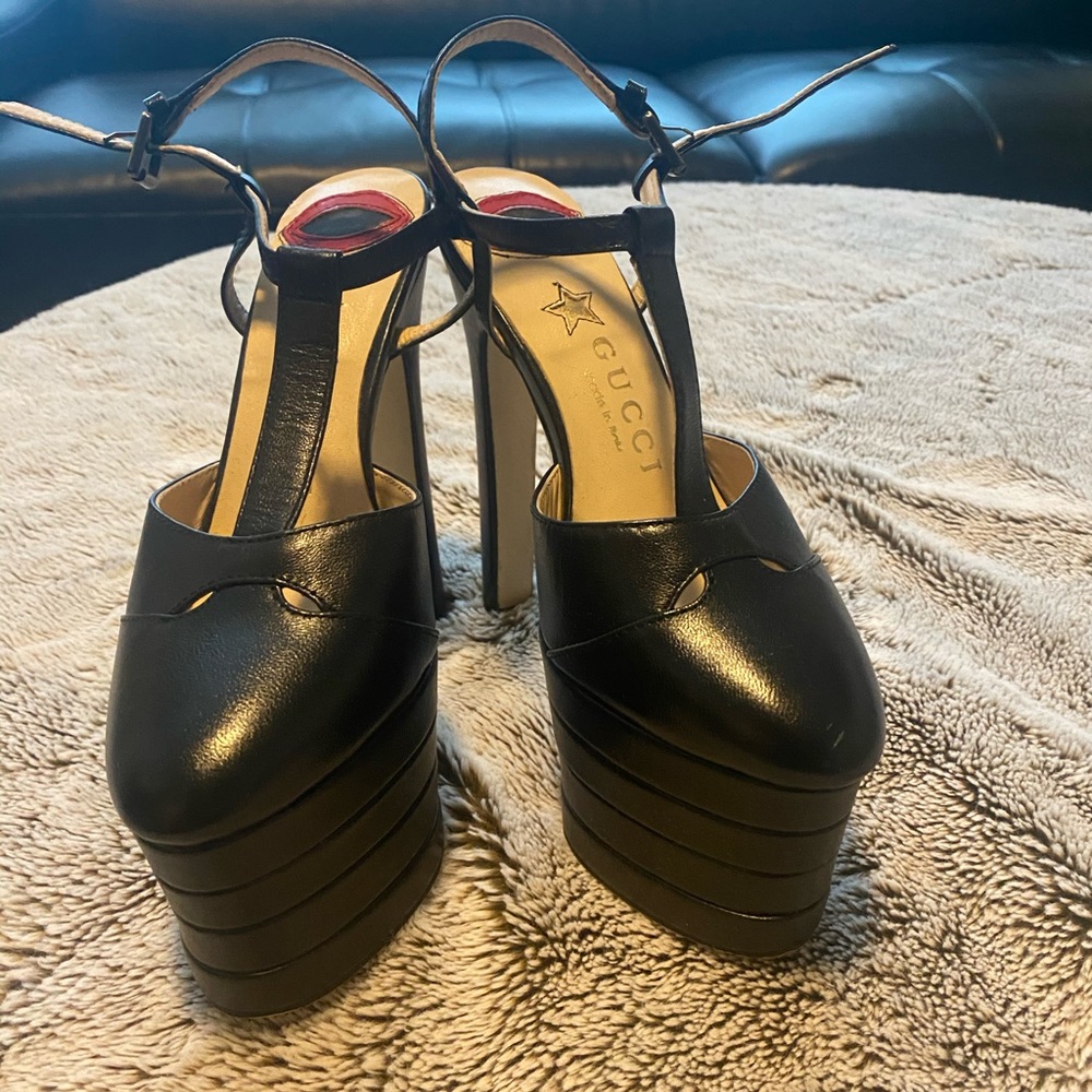 Authentic Gucci platform shoes!!!!!